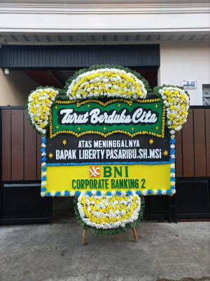 Papan Bunga Duka di Bataraguru